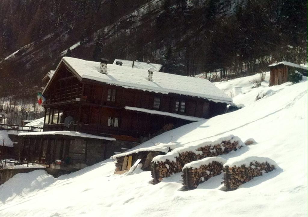 Residence Casa Dei Fiori Alagna Valsesia Zewnętrze zdjęcie